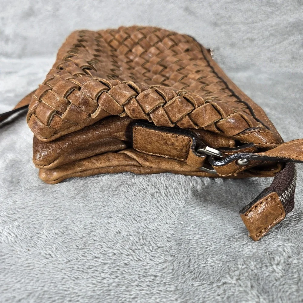 Maxon Collection Italian‎ Leather Woven Crossbody Bag Boho Brown Pockets Vintage